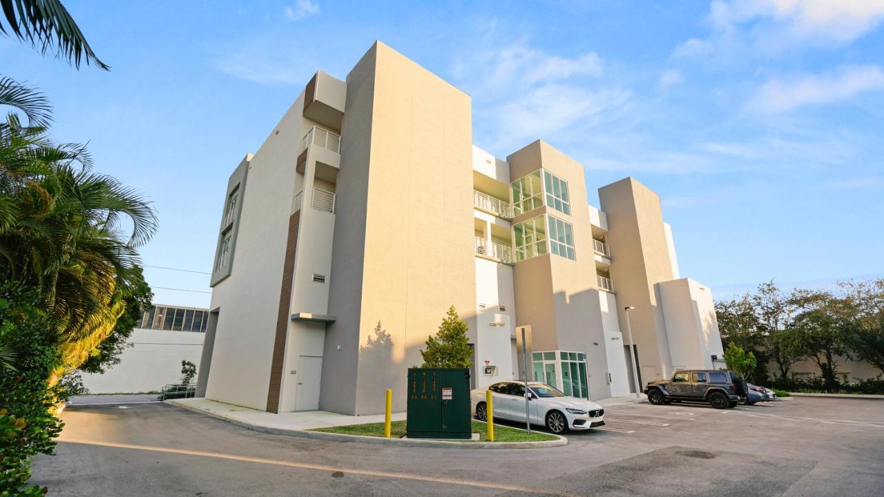 Lofts Of Aventura Apartment Маями Екстериор снимка